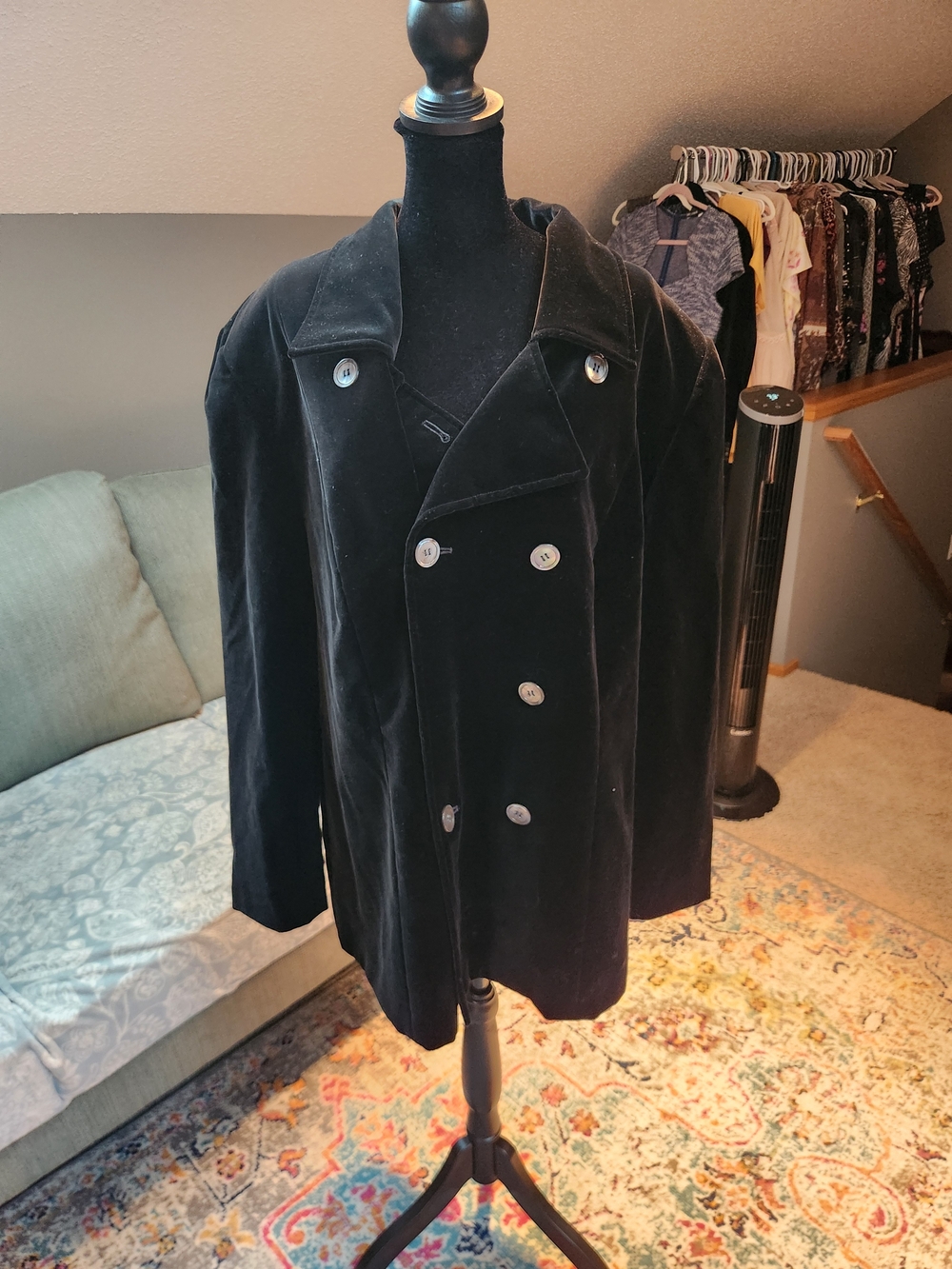 Valerie Stevens Black Double-Breasted Velvet Coat Size 20 Glamorous